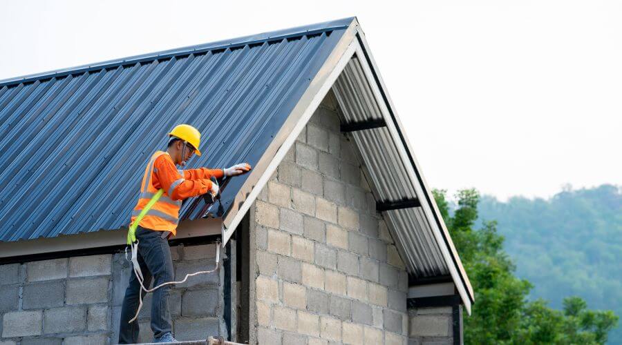 Professional Flat Roofing Installation in Swayzee, IN